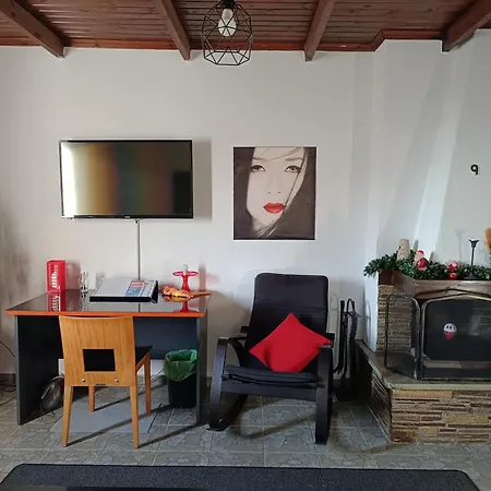 Domi's Rooftop Апартаменты Салоники